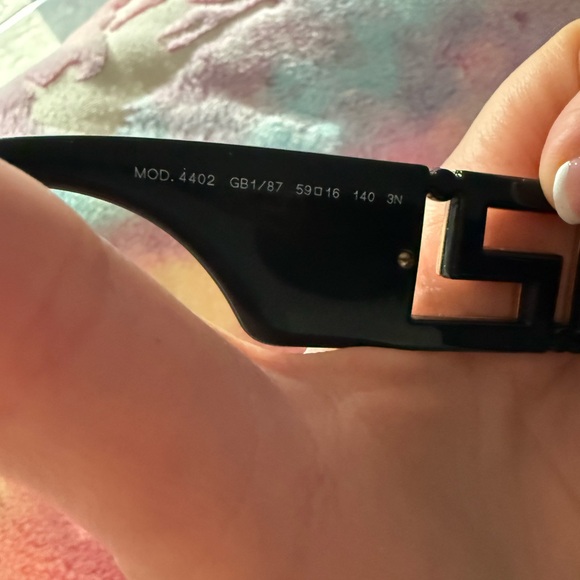 Versace Black Sunglasses - Picture 5 of 6